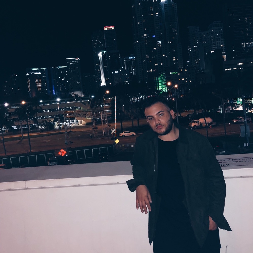 Meet your Posher, Hector